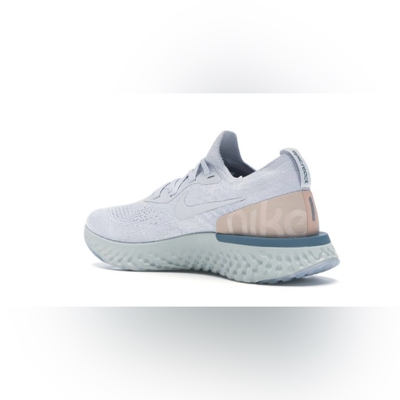 Nike Epic React Flyknit
Pure Platinum Celestial Teal (Women's) 9.5 - Picture 2 of 9